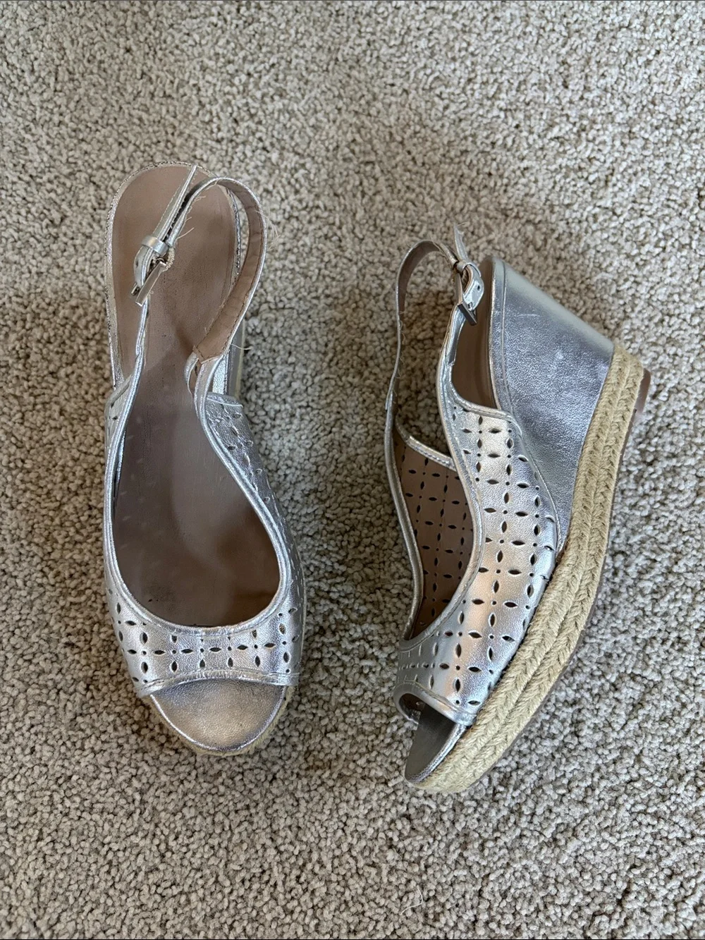 Franco Sarto Metallic Silver Peep-Toe Wedge Slingback Sandals Size 7.5